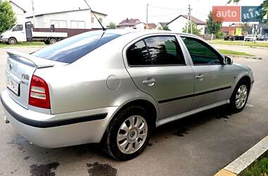 Ліфтбек Skoda Octavia 2008 в 