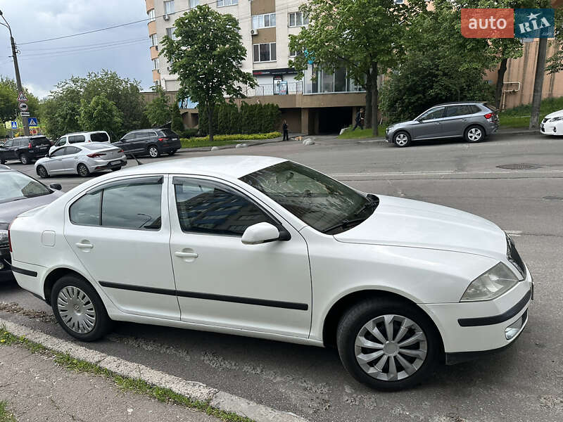 Лифтбек Skoda Octavia 2007 в Киеве