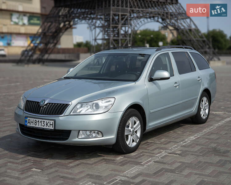 Універсал Skoda Octavia 2012 в Харкові