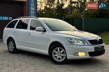 Универсал Skoda Octavia 2011 в 