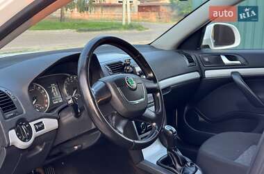 Универсал Skoda Octavia 2011 в 