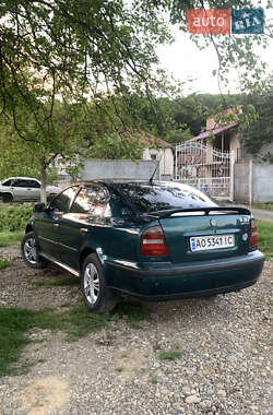 Лифтбек Skoda Octavia 1998 в 
