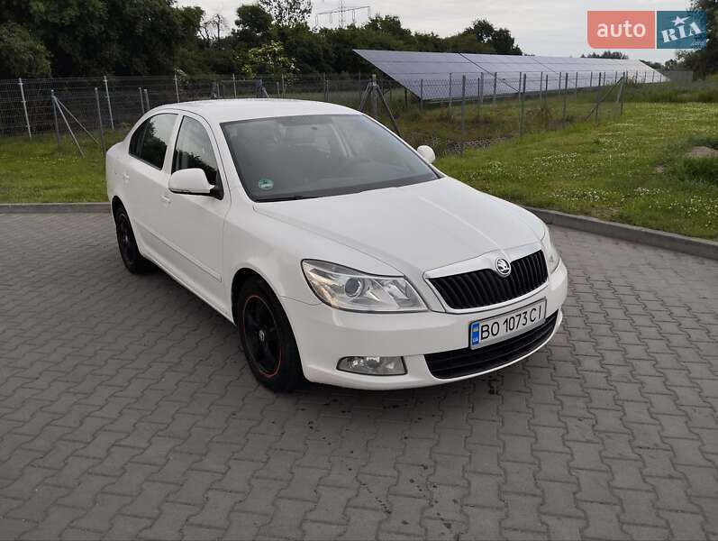 Лифтбек Skoda Octavia 2011 в Кременце