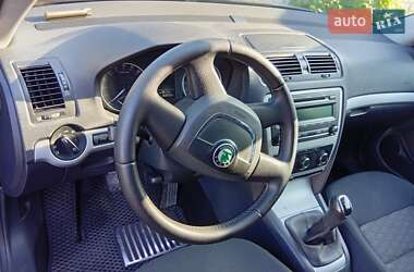 Лифтбек Skoda Octavia 2012 в 