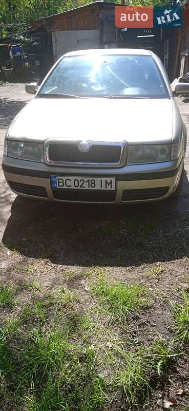 Лифтбек Skoda Octavia 2005 в 