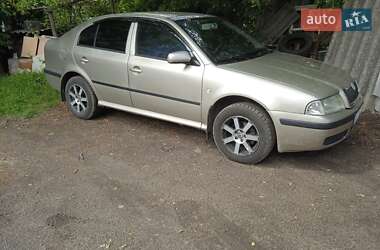 Лифтбек Skoda Octavia 2005 в 
