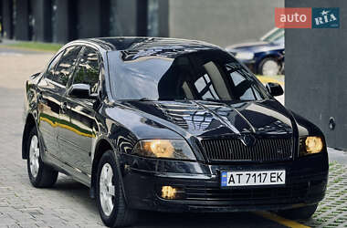 Лифтбек Skoda Octavia 2005 в 