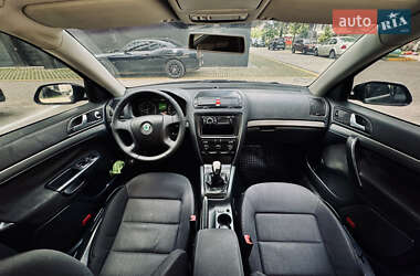 Лифтбек Skoda Octavia 2005 в 
