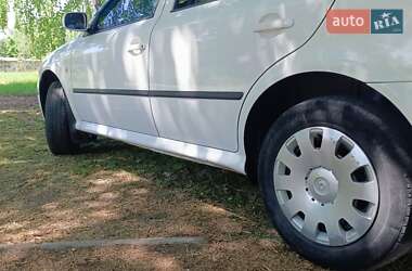 Лифтбек Skoda Octavia 2006 в 