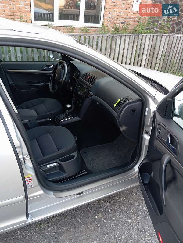 Универсал Skoda Octavia 2007 в Хусте