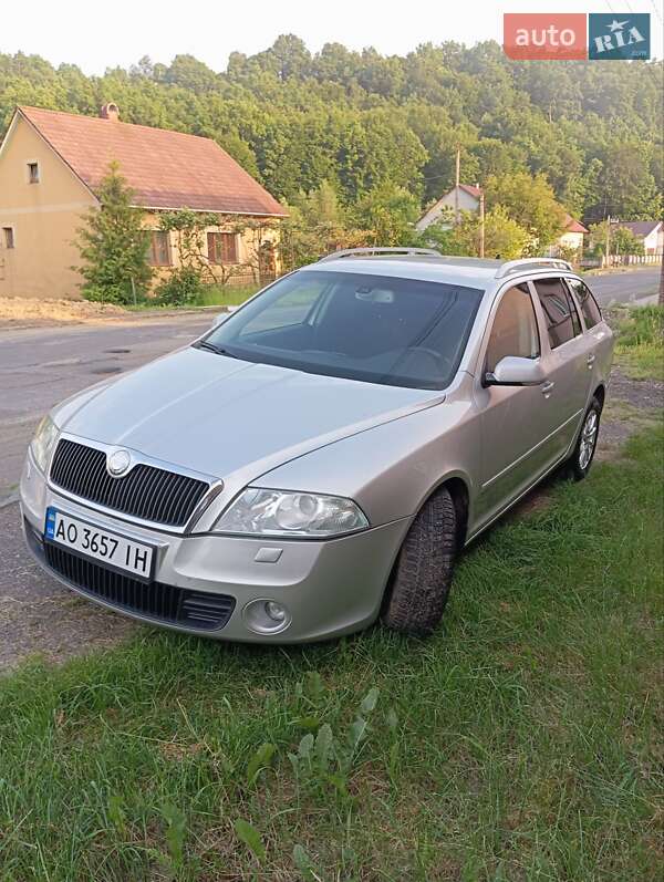 Универсал Skoda Octavia 2007 в Хусте