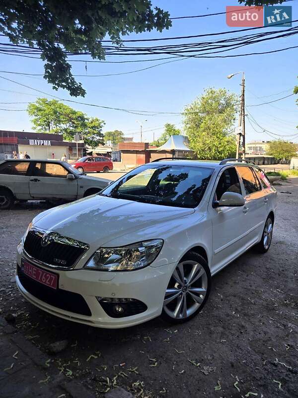 Універсал Skoda Octavia 2012 в Кам'янському