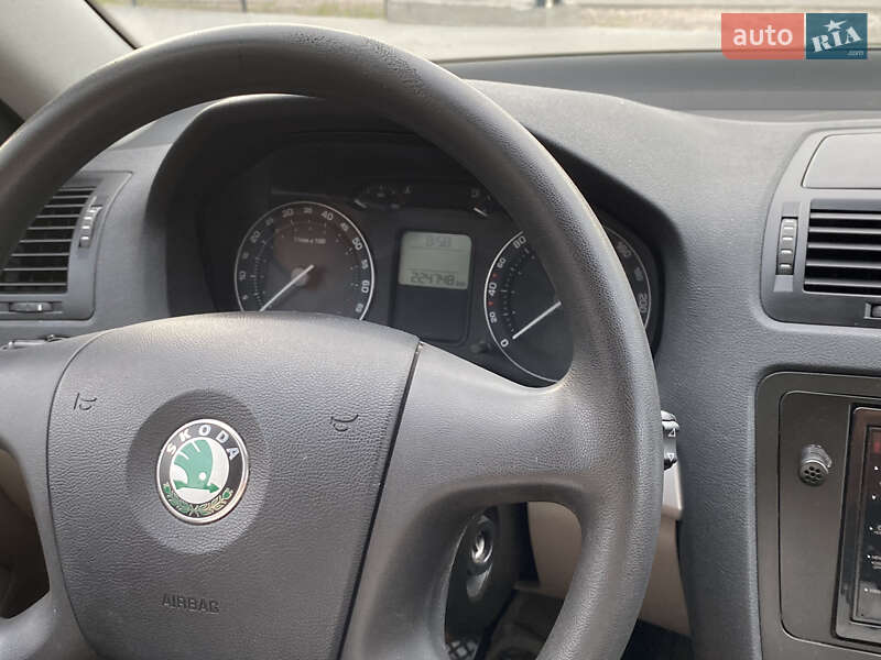 Ліфтбек Skoda Octavia 2007 в Ірпені