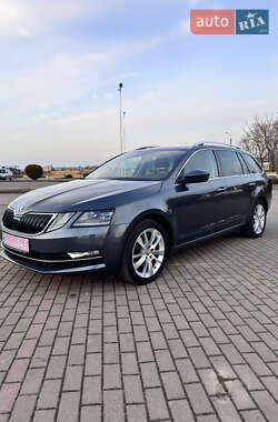 Універсал Skoda Octavia 2020 в Виноградові