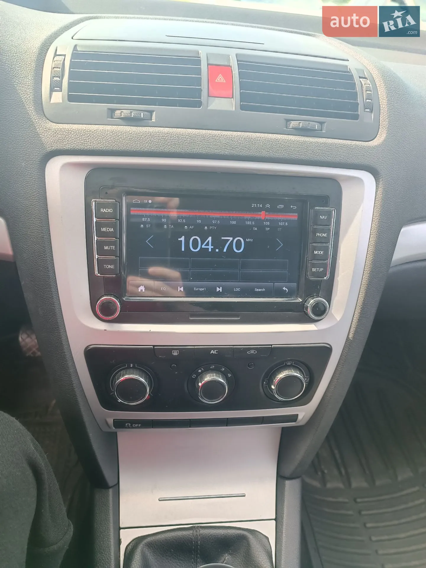 2011 Skoda Octavia - мініатюра 9
