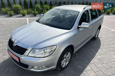Універсал Skoda Octavia 2012 в 