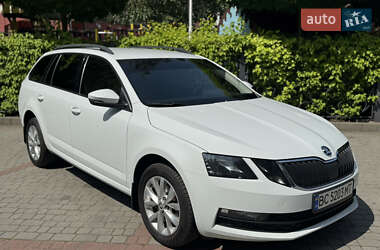 Універсал Skoda Octavia 2017 в Львові
