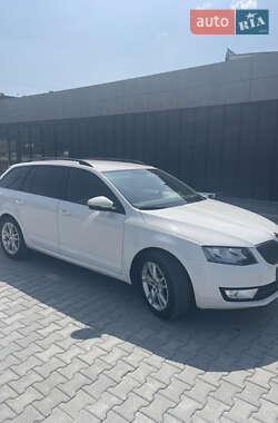 Універсал Skoda Octavia 2015 в Кам'янець-Подільському