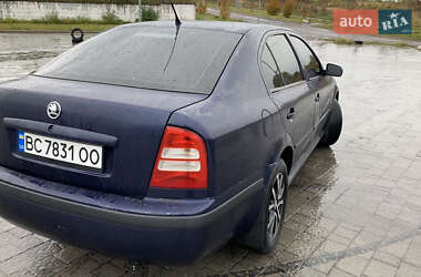 Ліфтбек Skoda Octavia 2002 в 