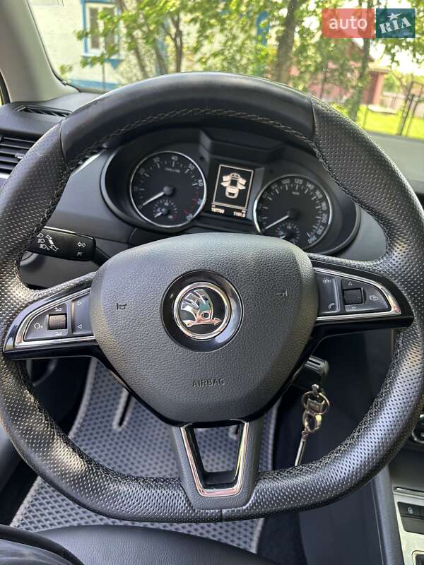 Лифтбек Skoda Octavia 2016 в Умани