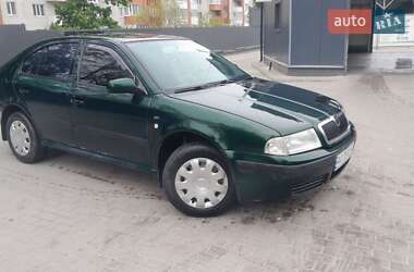Лифтбек Skoda Octavia 2002 в Тернополе