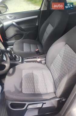 Универсал Skoda Octavia 2010 в 