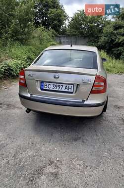 Лифтбек Skoda Octavia 2005 в 
