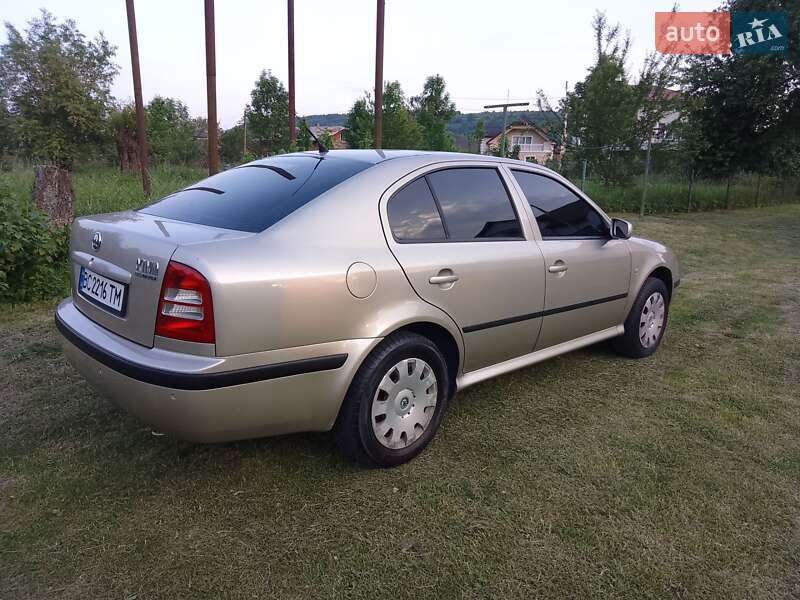 Лифтбек Skoda Octavia 2006 в Дрогобыче