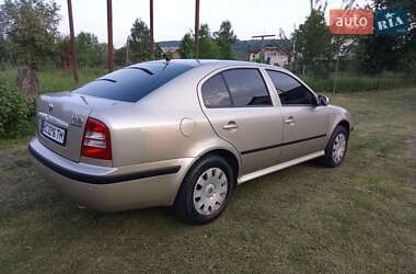 Ліфтбек Skoda Octavia 2006 в 