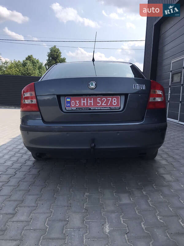 Лифтбек Skoda Octavia 2006 в Луцке