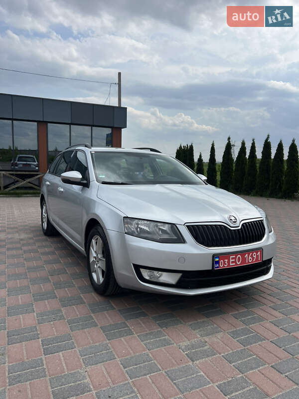 Универсал Skoda Octavia 2016 в Ровно