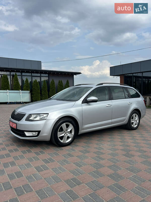 Универсал Skoda Octavia 2016 в Ровно