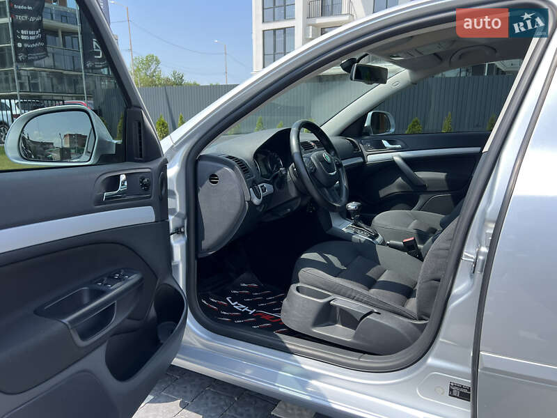 Универсал Skoda Octavia 2011 в Ужгороде