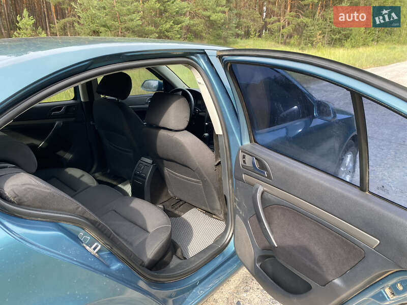 Ліфтбек Skoda Octavia 2005 в Охтирці