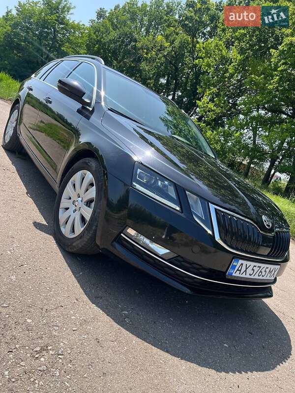 Універсал Skoda Octavia 2017 в Лозовій