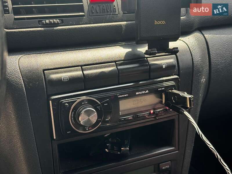 Лифтбек Skoda Octavia 2001 в Харькове