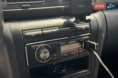 Лифтбек Skoda Octavia 2001 в 