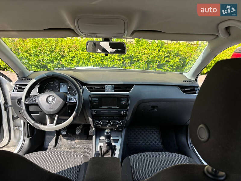 Лифтбек Skoda Octavia 2015 в Киеве