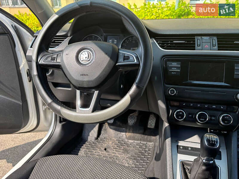 Лифтбек Skoda Octavia 2015 в Киеве
