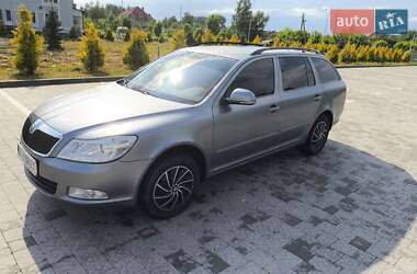 Универсал Skoda Octavia 2012 в 