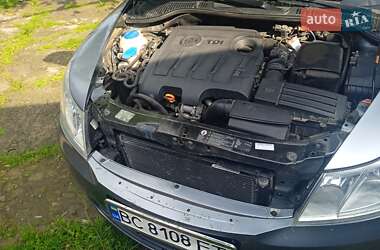 Универсал Skoda Octavia 2012 в 