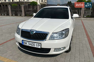 Універсал Skoda Octavia 2010 в Старокостянтинові