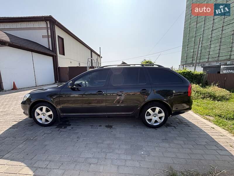 Универсал Skoda Octavia 2010 в Ахтырке