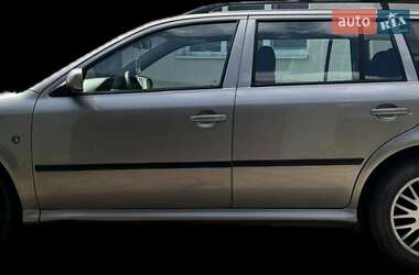 Универсал Skoda Octavia 2008 в Зборове