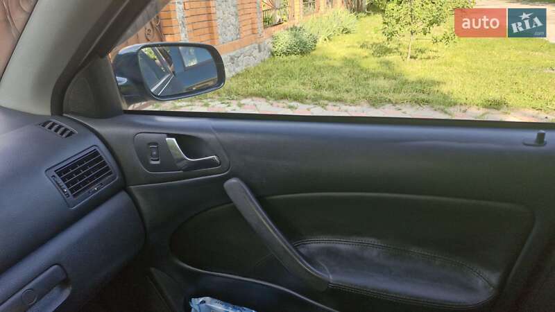 Лифтбек Skoda Octavia 2003 в Ахтырке