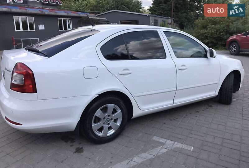 Ліфтбек Skoda Octavia 2010 в Кропивницькому