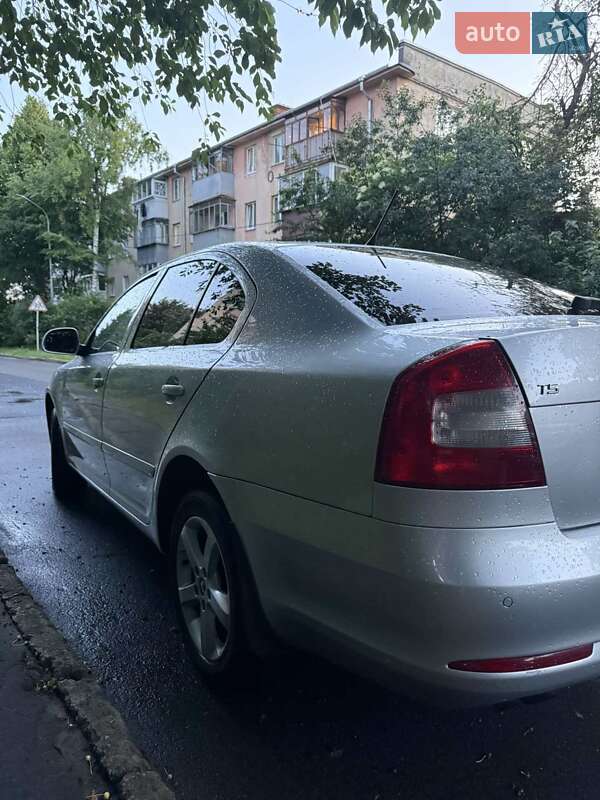 Лифтбек Skoda Octavia 2012 в Львове