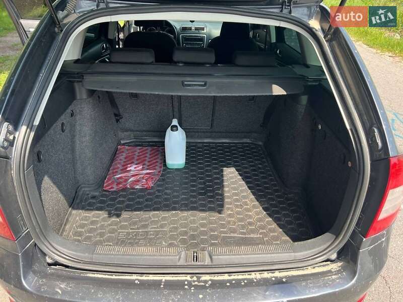 Универсал Skoda Octavia 2011 в Ровно