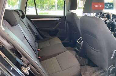 Универсал Skoda Octavia 2015 в 
