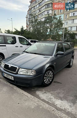 Лифтбек Skoda Octavia 2004 в Полтаве